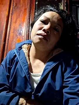 Snapshot of miomio-12 chatting on December 15, 2025, 10:04 pm miomio-12 online show from December 15, 2025, 10:04 pm