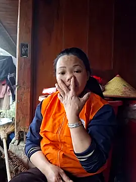 Snapshot of miomio-12 chatting on February 25, 2026, 12:55 am miomio-12 online show from February 25, 2026, 12:55 am