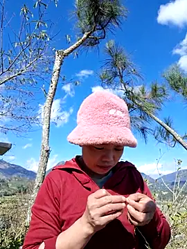 Snapshot of miomio-12 chatting on December 22, 2025, 4:56 am miomio-12 online show from December 22, 2025, 4:56 am