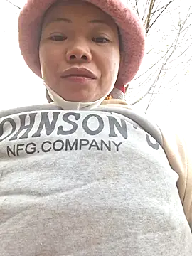 Snapshot of miomio-12 chatting on December 18, 2025, 1:00 am miomio-12 online show from December 18, 2025, 1:00 am