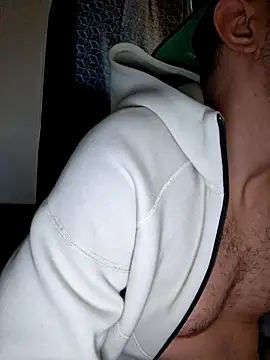 Snapshot of tntntm777 chatting on October 9, 2025, 7:25 pm tntntm777 online show from October 9, 2025, 7:25 pm