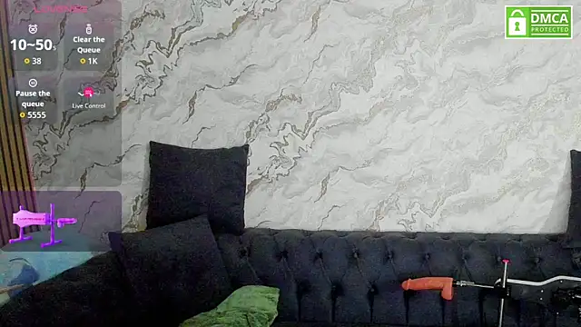 Snapshot of Daisy_Abby03 chatting on December 18, 2025, 6:51 am Daisy Abby03 online show from December 18, 2025, 6:51 am