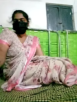 Snapshot of lasyalovely123456 chatting on December 18, 2025, 5:45 am lasyalovely123456 online show from December 18, 2025, 5:45 am