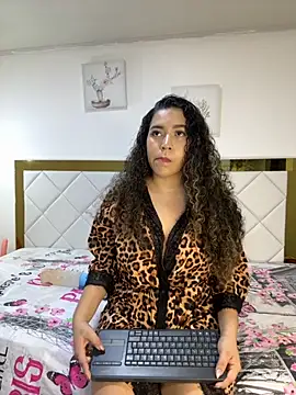 miss ashley1  online show from October 17, 2025, 11:34 am