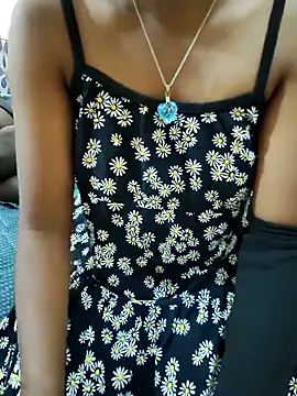 Chennai-couples online show from November 6, 2025, 7:01 am