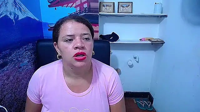 Snapshot of Biigg_xxx chatting on October 22, 2025, 10:52 pm Biigg xxx online show from October 22, 2025, 10:52 pm