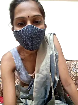 Snapshot of sexy_cpl_mh12 chatting on October 6, 2025, 4:57 am sexy cpl mh12 online show from October 6, 2025, 4:57 am