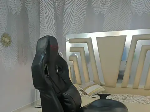VanesaFox online show from October 12, 2025, 4:47 am
