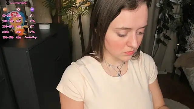 ThelmaJusto online show from March 16, 2026, 3:48 pm