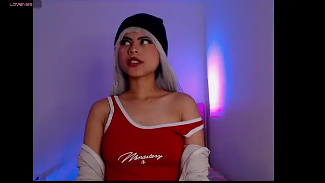 Eva Feller69 online show from October 24, 2025, 7:13 pm