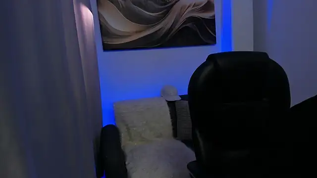 Leoo Miller online show from February 11, 2026, 4:01 am