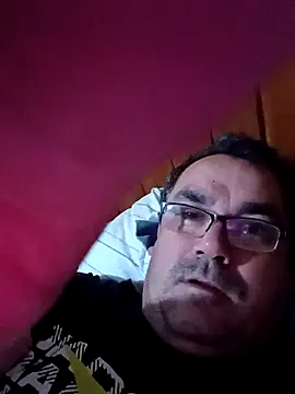 Snapshot of Alfred_00000 chatting on November 5, 2025, 7:00 am Alfred 00000 online show from November 5, 2025, 7:00 am