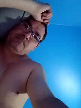 Snapshot of Alfred_00000 chatting on October 11, 2025, 3:40 am Alfred 00000 online show from October 11, 2025, 3:40 am