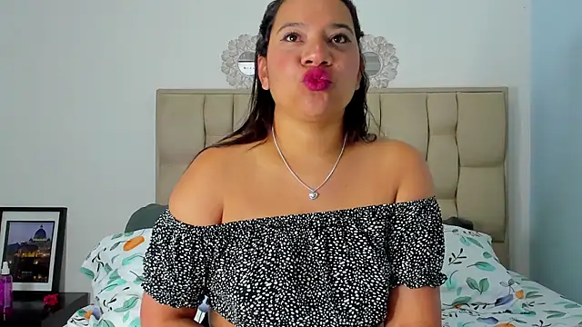 Stefany Bam online show from December 3, 2025, 10:31 pm