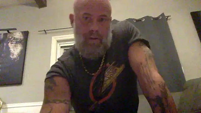 Muscledick40 online show from February 17, 2026, 4:21 am