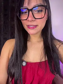 Snapshot of AlannaDollx chatting on February 16, 2026, 1:43 pm AlannaDollx online show from February 16, 2026, 1:43 pm