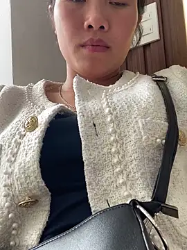 Snapshot of Pii_x chatting on October 19, 2025, 3:42 am Pii x online show from October 19, 2025, 3:42 am