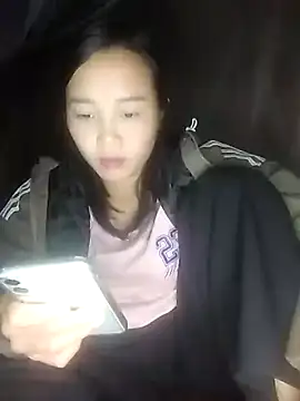 Snapshot of Pii_x chatting on November 3, 2025, 2:06 am Pii x online show from November 3, 2025, 2:06 am