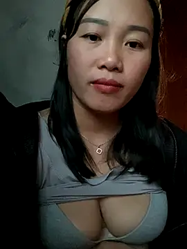 Snapshot of Pii_x chatting on November 12, 2025, 1:21 am Pii x online show from November 12, 2025, 1:21 am