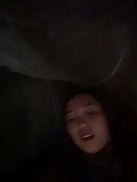 Snapshot of Pii_x chatting on October 23, 2025, 1:21 pm Pii x online show from October 23, 2025, 1:21 pm