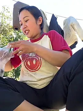 Snapshot of Pii_x chatting on November 30, 2025, 2:12 am Pii x online show from November 30, 2025, 2:12 am