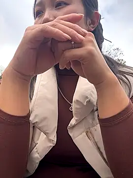 Snapshot of Pii_x chatting on December 5, 2025, 6:45 am Pii x online show from December 5, 2025, 6:45 am