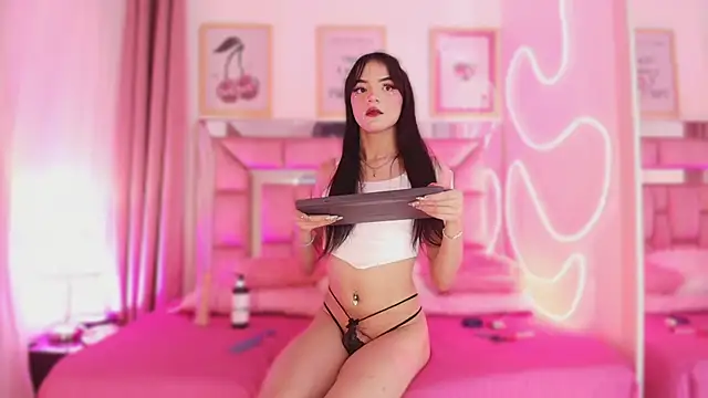 Snapshot of Nefera_Noxx chatting on December 15, 2025, 4:07 am Nefera Noxx online show from December 15, 2025, 4:07 am