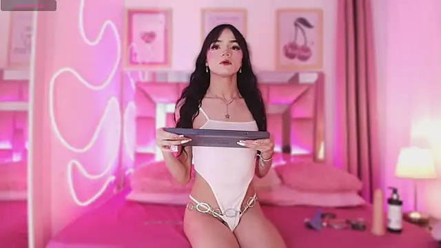 Snapshot of Nefera_Noxx chatting on November 21, 2025, 4:11 am Nefera Noxx online show from November 21, 2025, 4:11 am