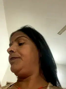 Sapnahot34 online show from November 18, 2025, 11:13 am