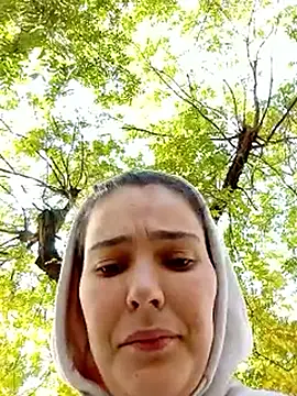 Snapshot of Beatrice1905 chatting on October 21, 2025, 11:53 am Beatrice1905 online show from October 21, 2025, 11:53 am