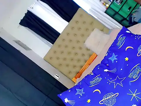 Snapshot of sexy_calista chatting on November 18, 2025, 6:28 am sexy calista online show from November 18, 2025, 6:28 am