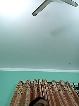 Snapshot of daisy-03 chatting on November 9, 2025, 3:38 pm daisy-03 online show from November 9, 2025, 3:38 pm