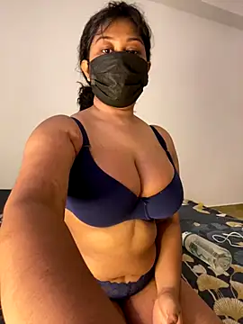 Snapshot of Monica__Bellucci__ chatting on November 16, 2025, 7:46 am Monica Bellucci online show from November 16, 2025, 7:46 am