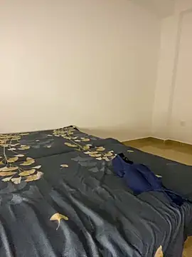 Snapshot of Monica__Bellucci__ chatting on December 5, 2025, 1:21 pm Monica Bellucci online show from December 5, 2025, 1:21 pm