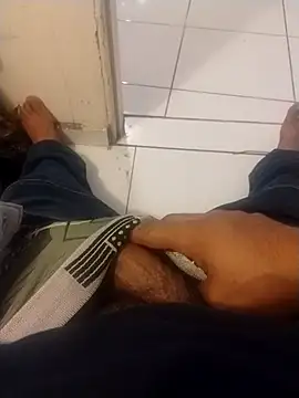 Jamasssss online show from December 15, 2025, 7:09 pm