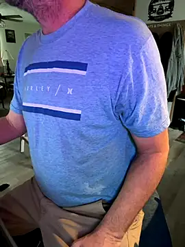 smkbustr online show from November 25, 2025, 6:52 pm