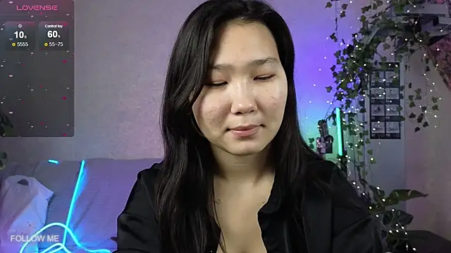 Yoon Mii online show from October 10, 2025, 8:15 am