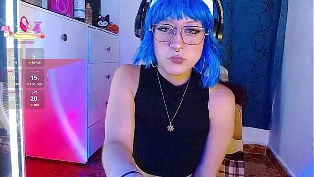 zora blue777 online show from December 4, 2025, 4:11 am