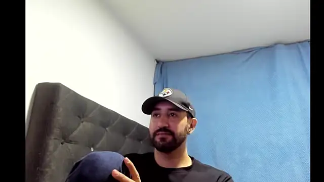 coolfriki online show from February 11, 2026, 4:12 am