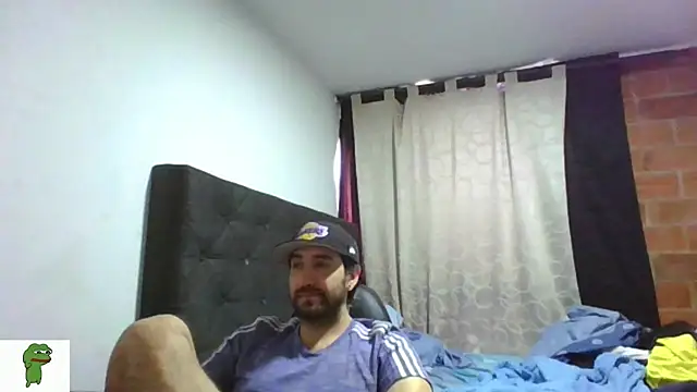 Snapshot of coolfriki chatting on July 4, 2026, 3:27 pm coolfriki online show from July 4, 2026, 3:27 pm