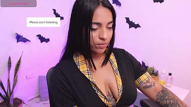 Snapshot of Wildrachel4u chatting on October 29, 2025, 6:01 am Wildrachel4u online show from October 29, 2025, 6:01 am