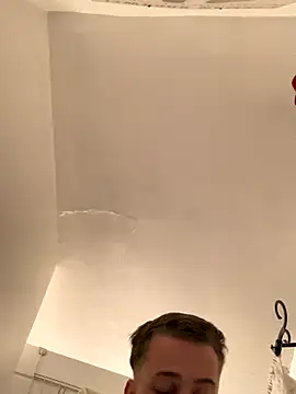 Snapshot of Bigflex1738 chatting on October 31, 2025, 4:09 am Bigflex1738 online show from October 31, 2025, 4:09 am