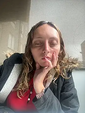 Mia dca online show from November 6, 2025, 3:16 pm