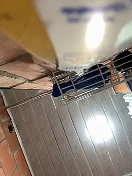 Mia dca online show from November 3, 2025, 6:33 pm