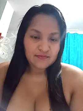 lucia00xx online show from December 17, 2025, 9:25 am