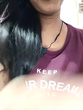 anjali2351 online show from April 23, 2026, 9:38 am