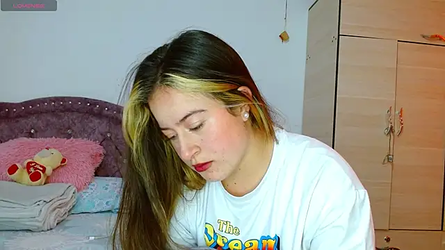 Hanssel tess online show from October 22, 2025, 5:01 pm