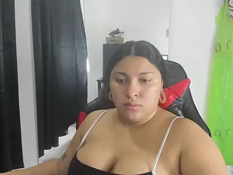 Baby Latin online show from December 4, 2025, 8:30 pm