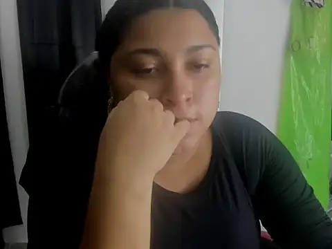 Baby Latin online show from December 1, 2025, 8:42 pm