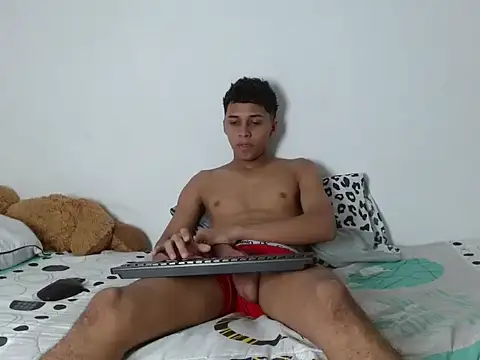 Snapshot of deivy_skinny01 chatting on December 17, 2025, 10:04 pm deivy skinny01 online show from December 17, 2025, 10:04 pm